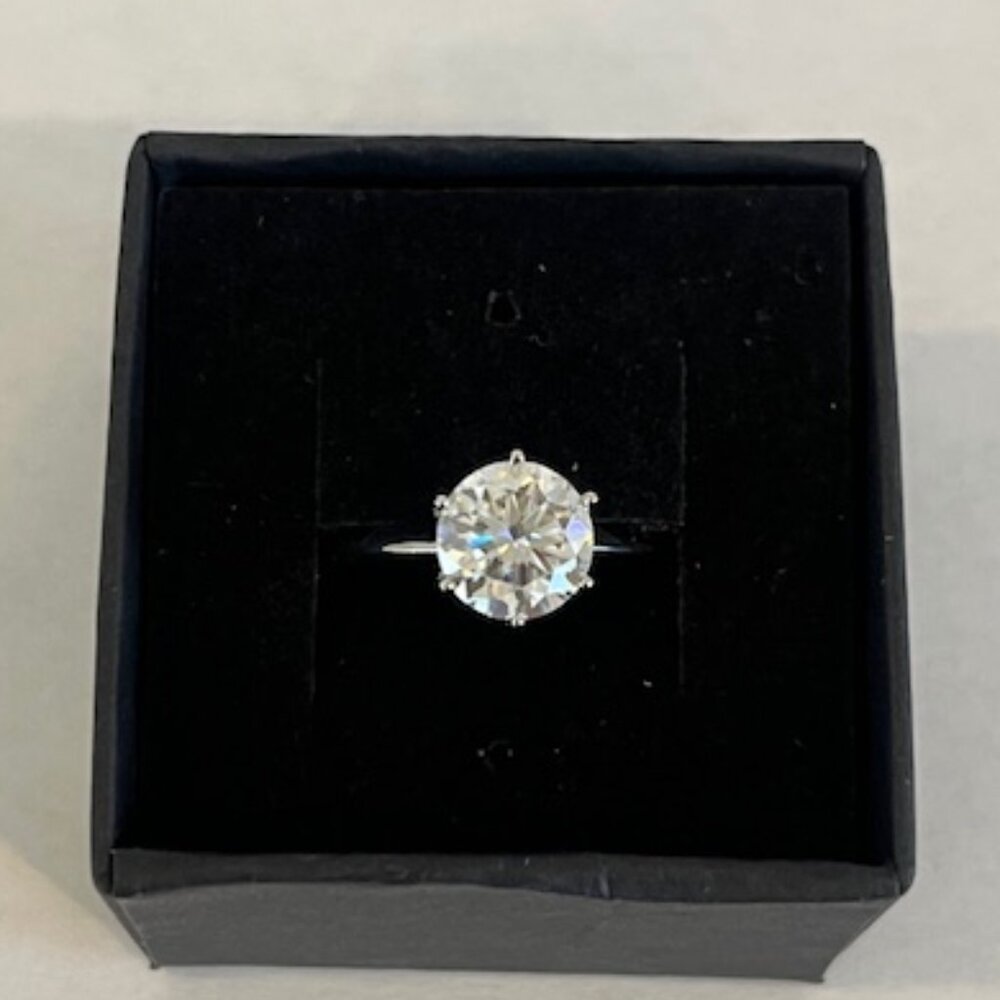 Engagement/Promise Ring
